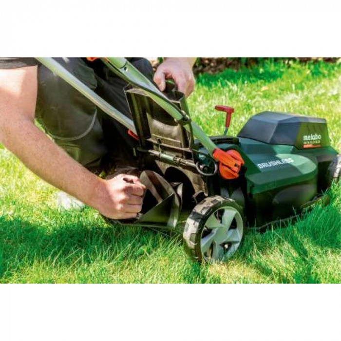 Газонокосарка акумуляторна Metabo RM 36-18 LTX BL 36 з АКБ та ЗП (601716650)