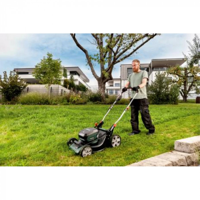 Газонокосарка акумуляторна Metabo RM 36-18 LTX BL 46 без АКБ і ЗП (601606850)