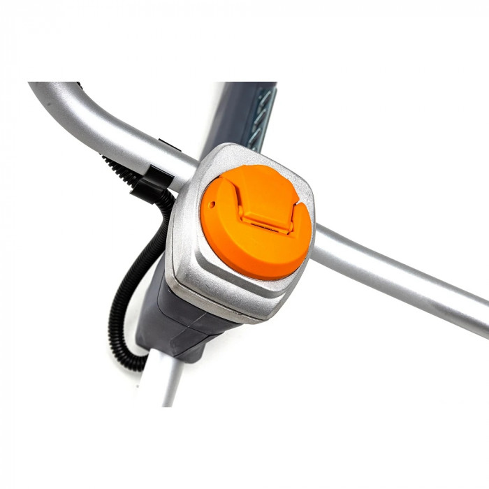 Кущоріз акумуляторний GTM BC56/1800BL KIT 56В + АКБ і ЗП (BC56/1800BL_KIT)